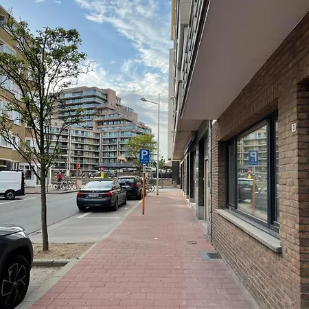 Apartman Lovely 2 Bedroom Near Knokke-strand Bar *