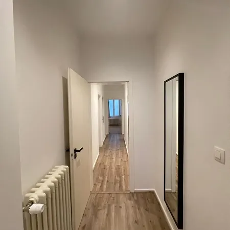 Lovely 2 Bedroom Near Knokke-strand Bar *